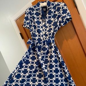 Ann Taylor 6 petite blue and white dress